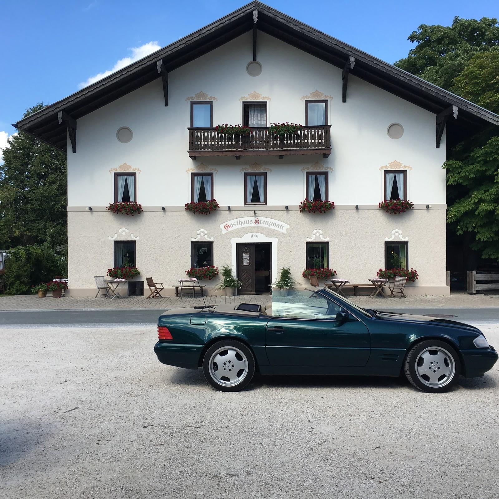 Restaurant "Gasthaus Kreuzmair" in  Weyarn