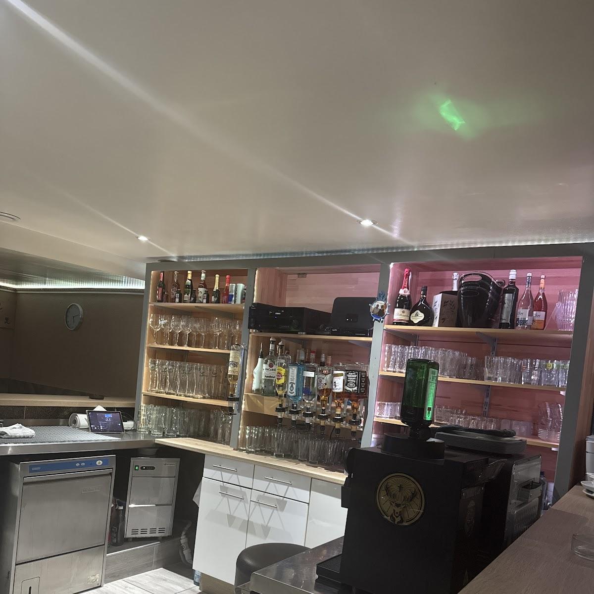 Restaurant "Tiffany’s Bar" in Hügelsheim