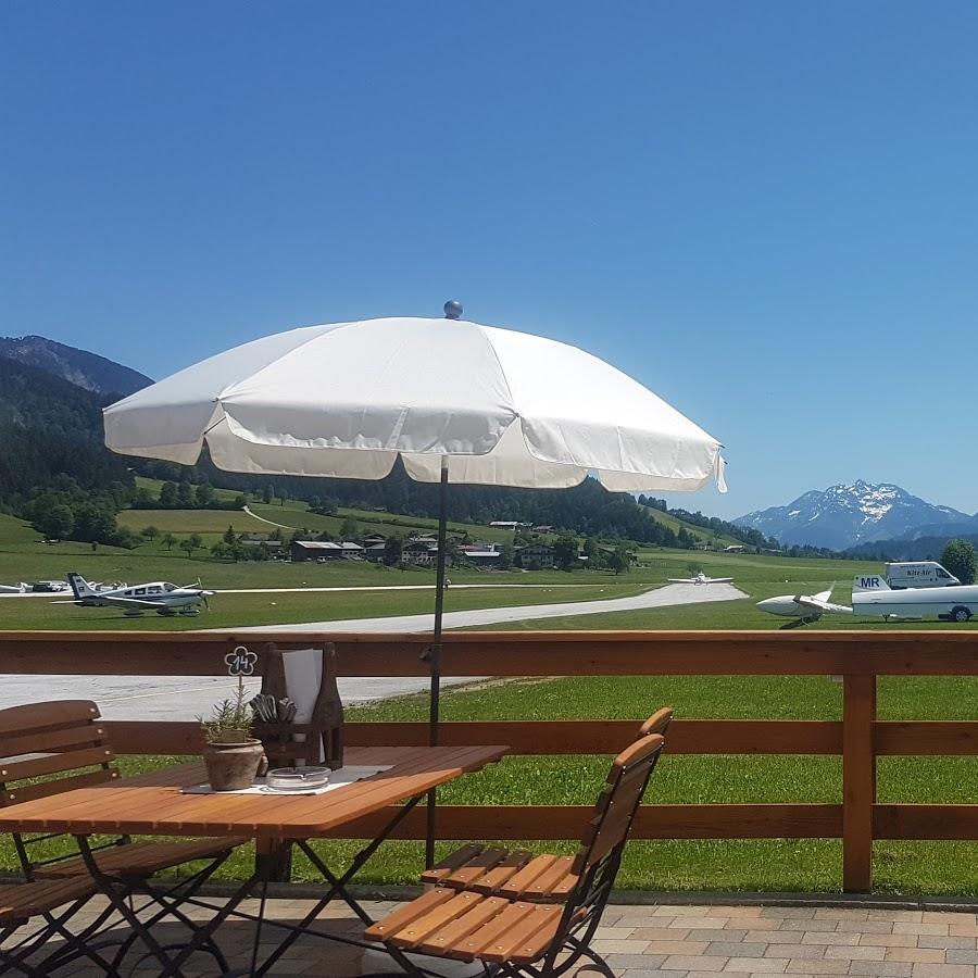 Restaurant "Landgasthof Hirsch Gächingen" in  Johann