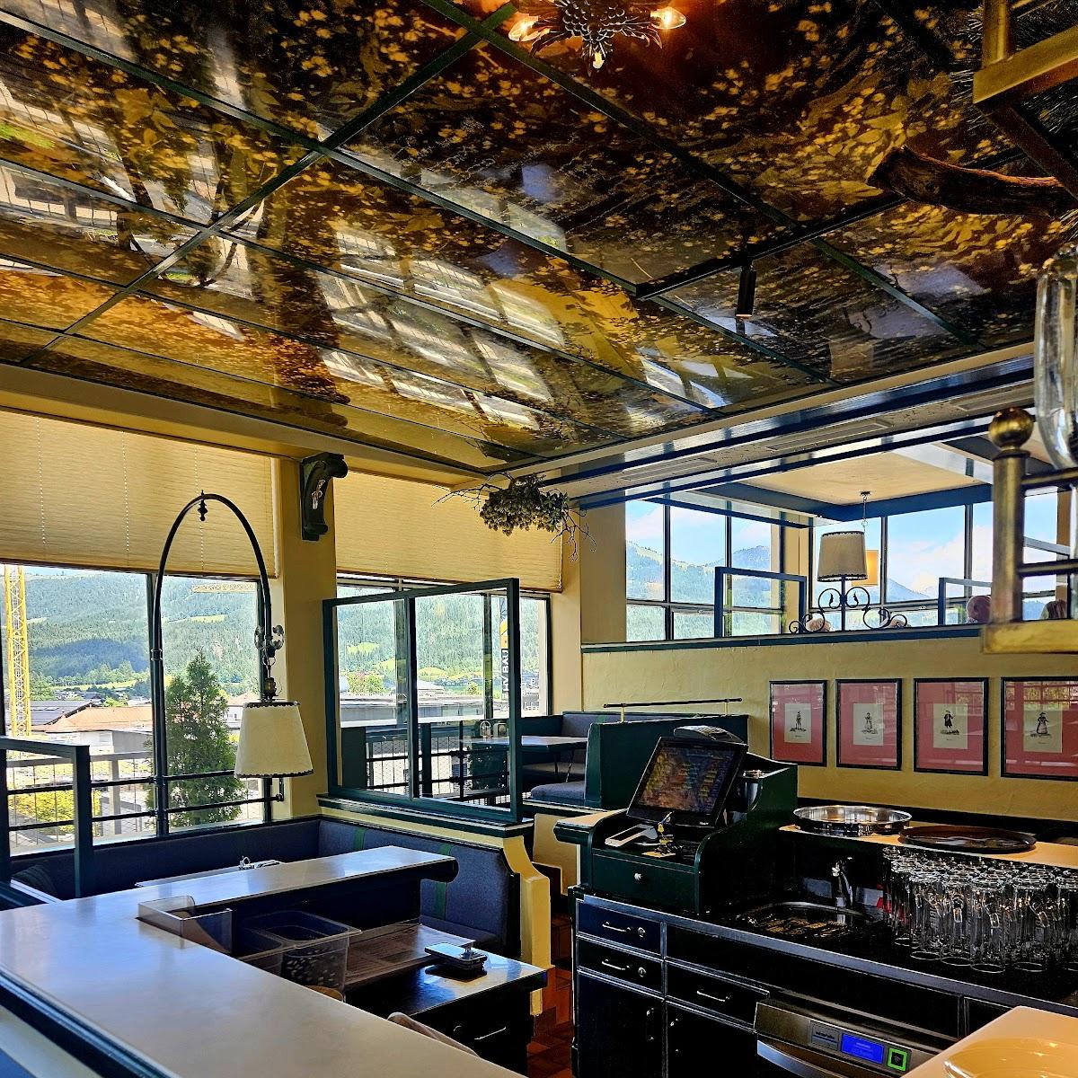 Restaurant "Huber Bräu Turmstüberl" in Sankt Johann in Tirol
