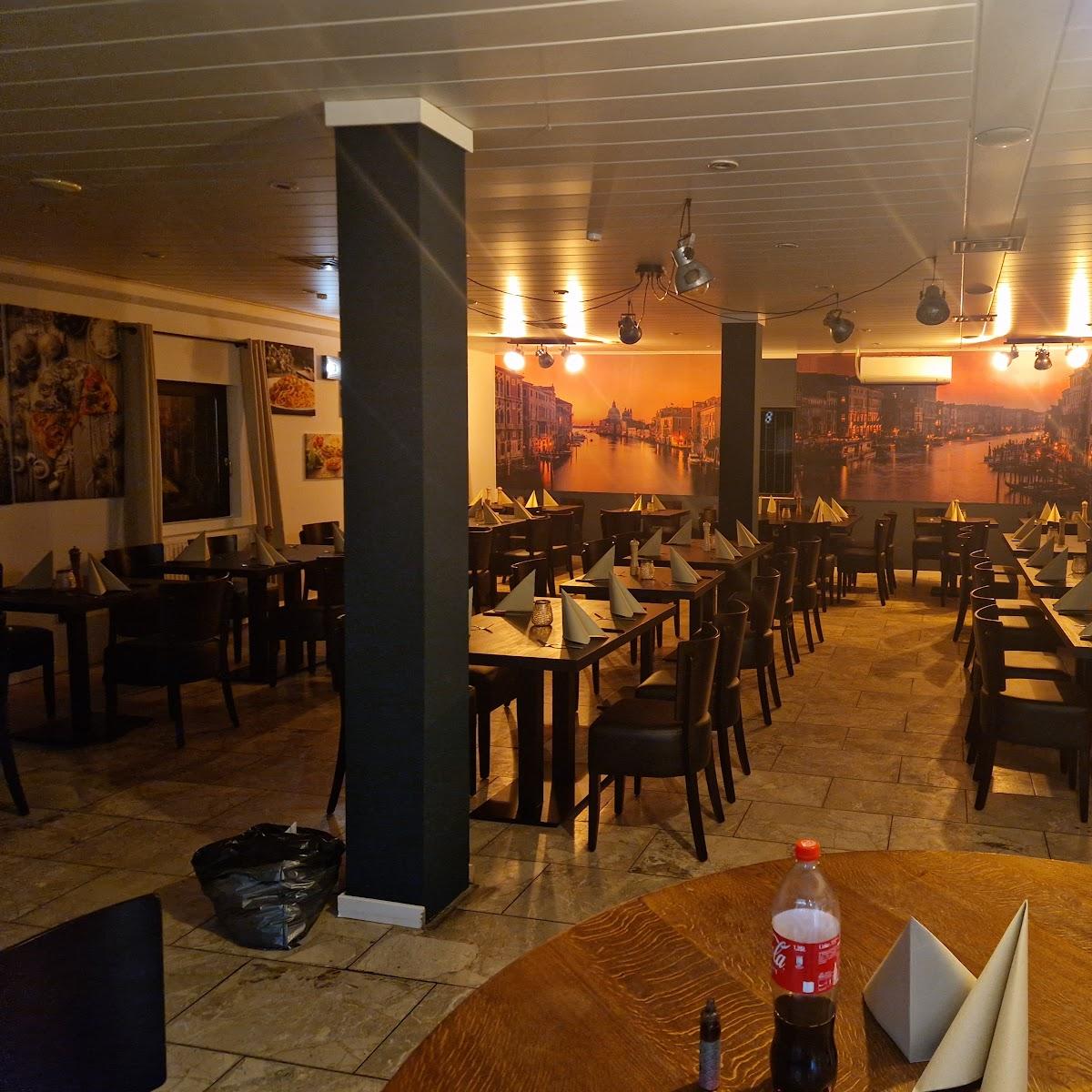 Restaurant "Bella Vista  Amtsrichter-Müller-Weg 1, Am Ritterweiher" in Bad Vilbel