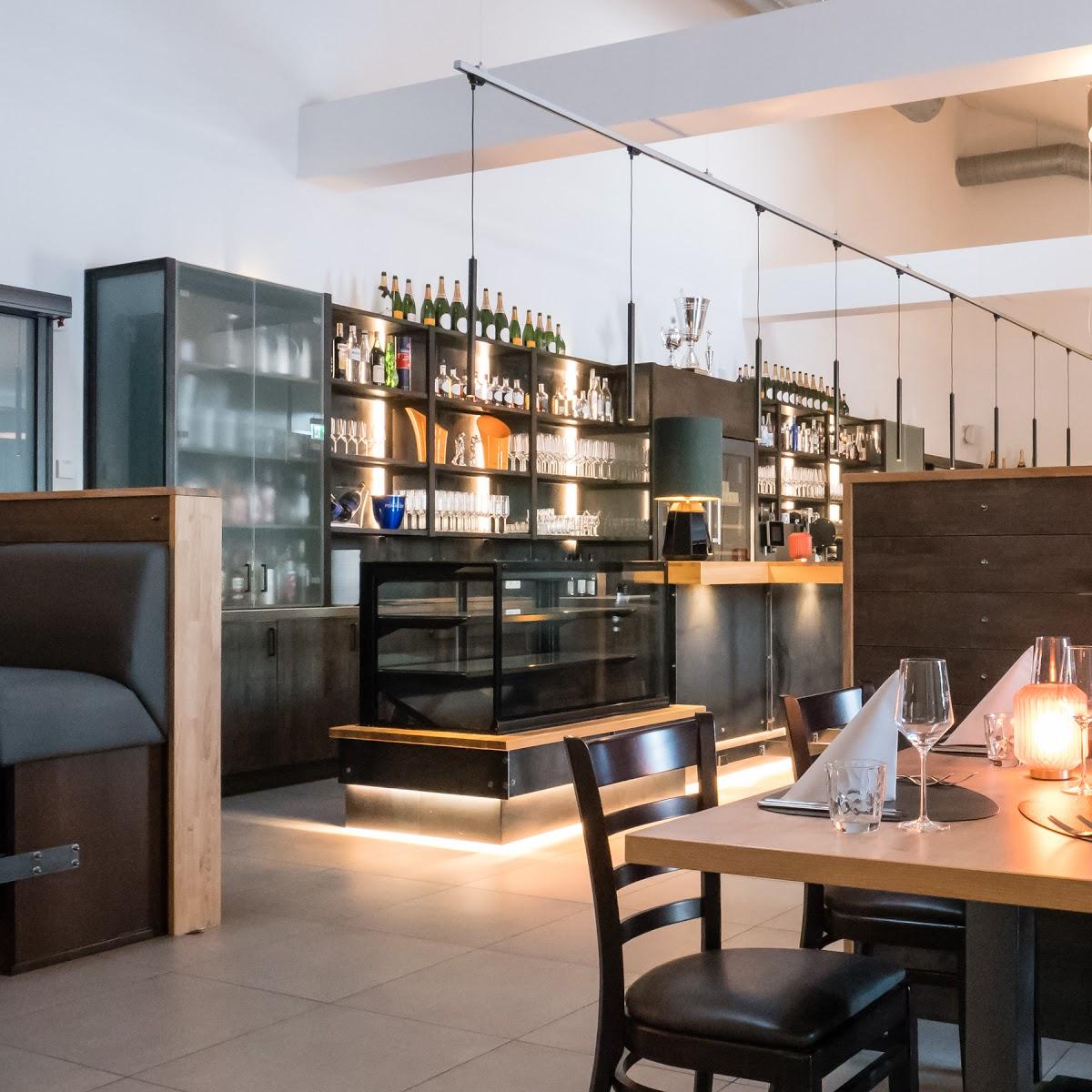 Restaurant "Genusswerk  Gut Batzenhof am Golfpark" in Karlsruhe