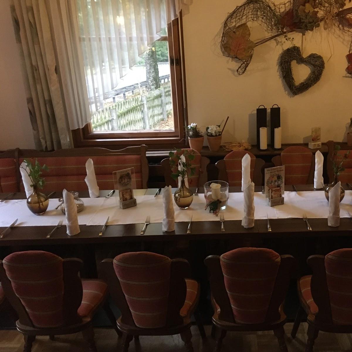 Restaurant "Gasthaus Zur Wegscheide" in Luisenthal