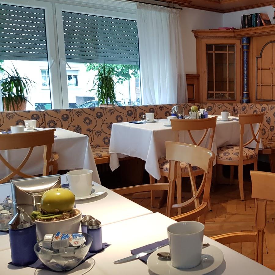 Restaurant "Lovely