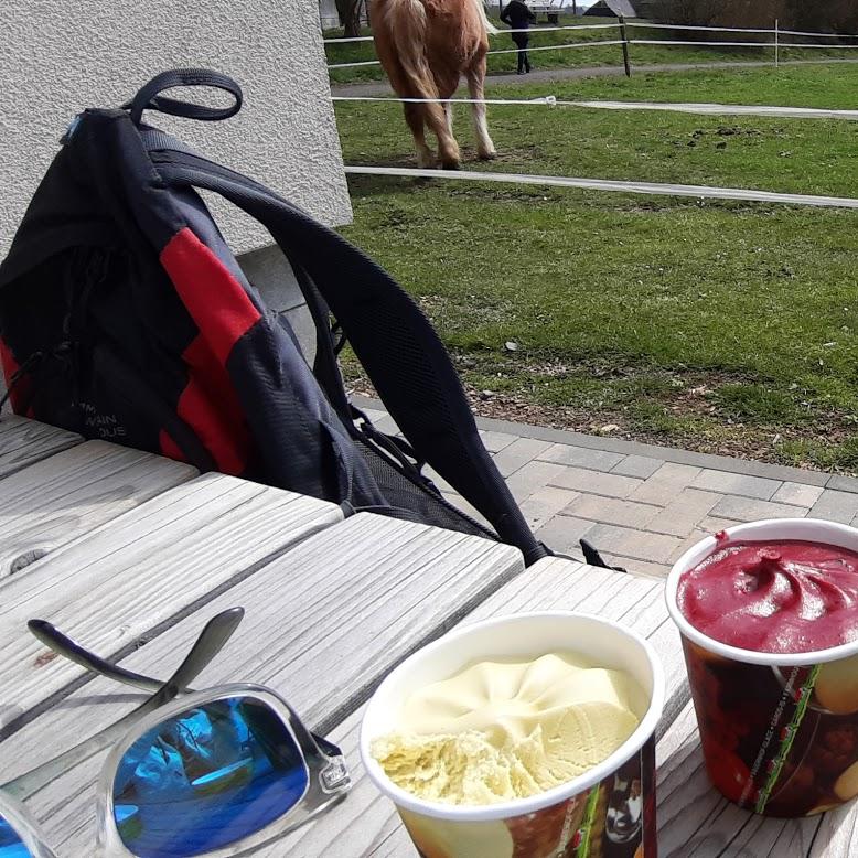 Restaurant "PULVERMAAR-TERASSE" in  Gillenfeld