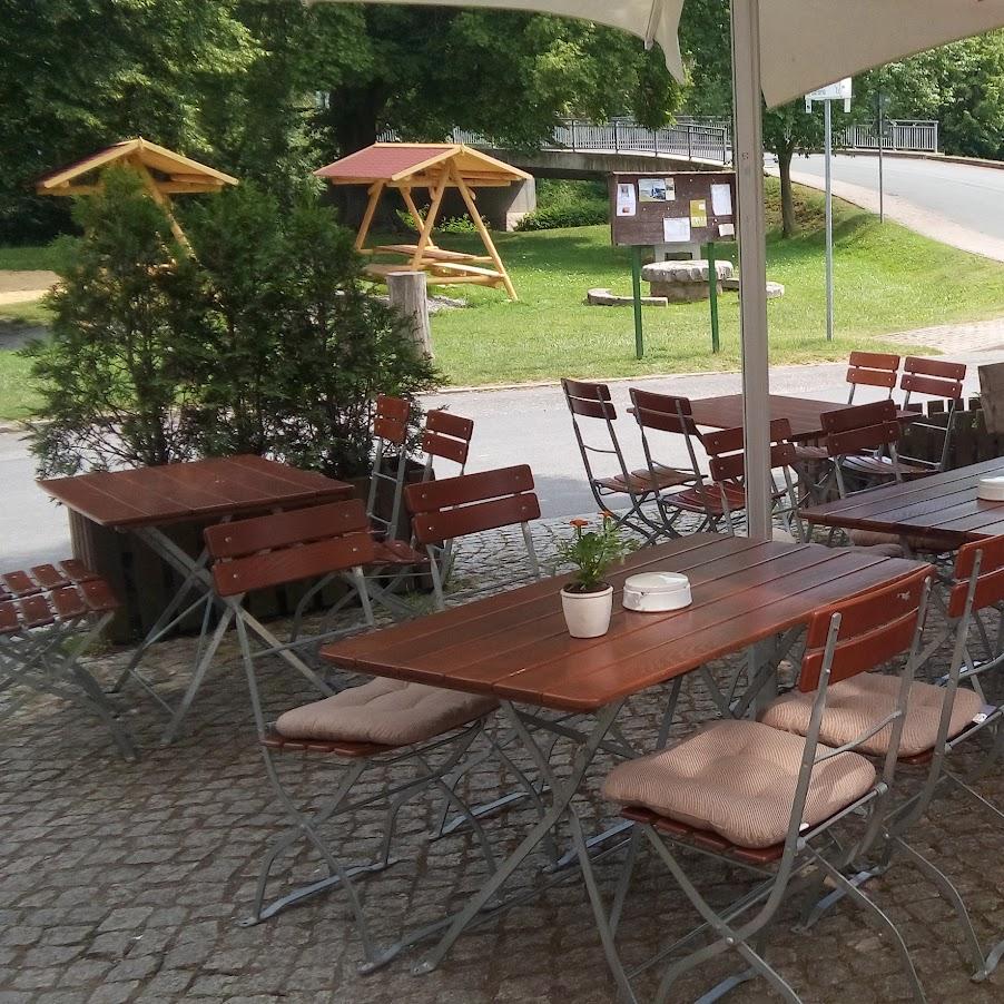Restaurant "Zum Lindenbaum" in Hetschburg