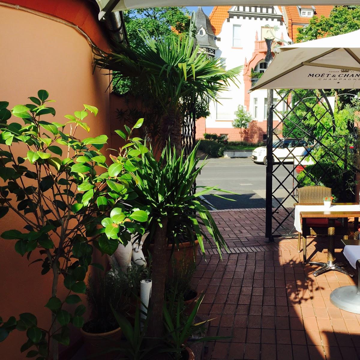 Restaurant "La Vigna" in  Honnef