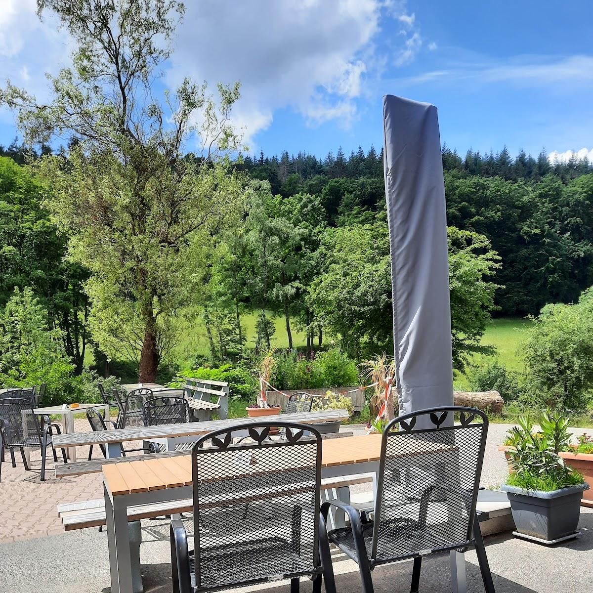 Restaurant "Waldgaststätte Alt-Lechtern" in Fürth