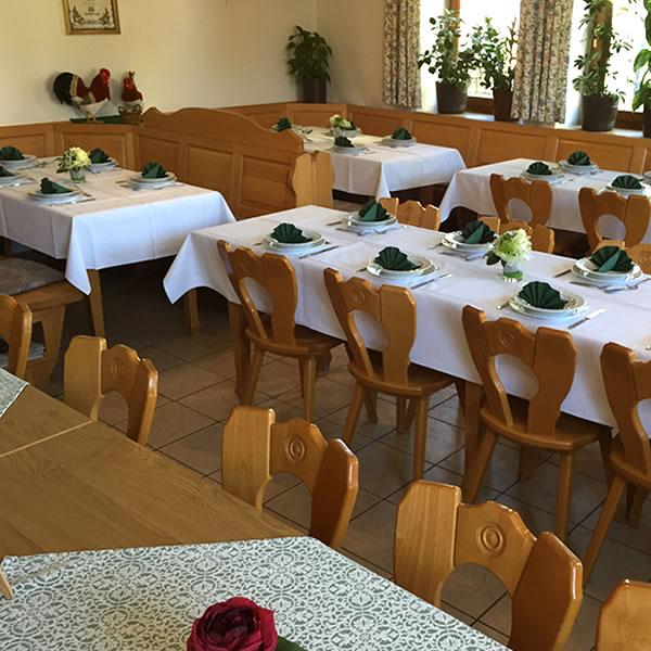 Restaurant "Landgaststätte Schmidt Neuhaus-" in Adelsdorf