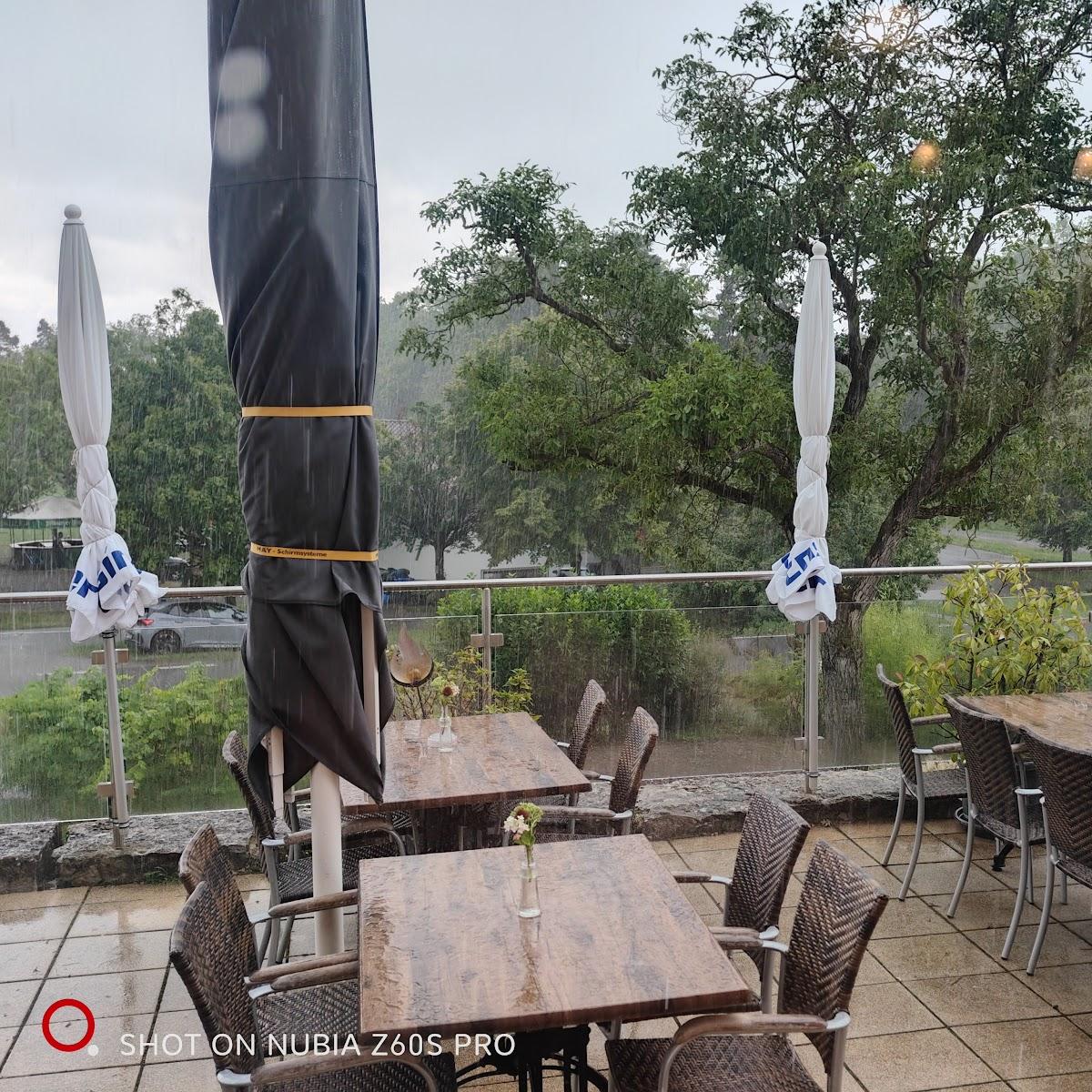 Restaurant "Zum Heiligenberg GmbH" in Sternenfels