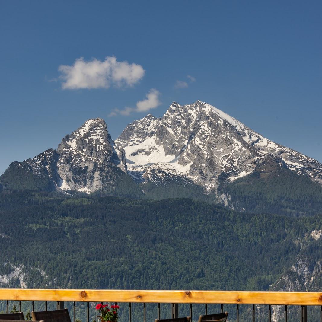 Restaurant "Gasthaus-Cafe Graflhöhe  Windbeutelbaron " in Berchtesgaden