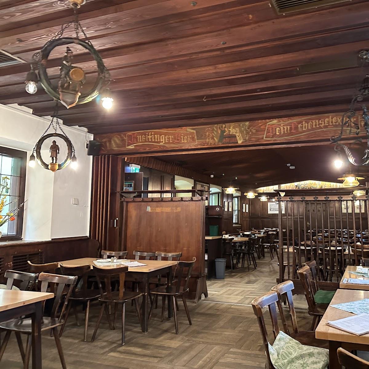 Restaurant "Brauereigaststätte Kneitinger" in Regensburg