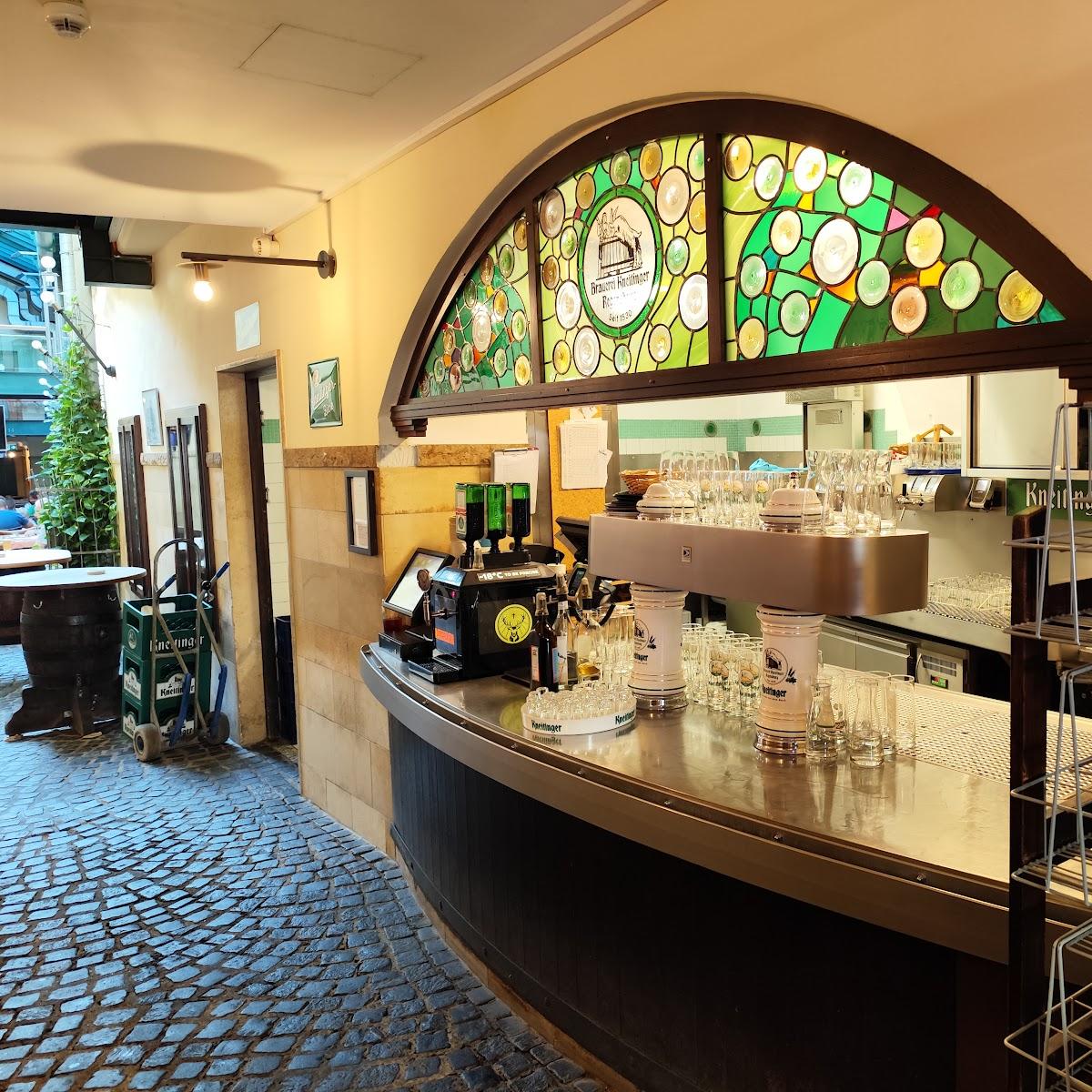 Restaurant "Brauereigaststätte Kneitinger" in Regensburg