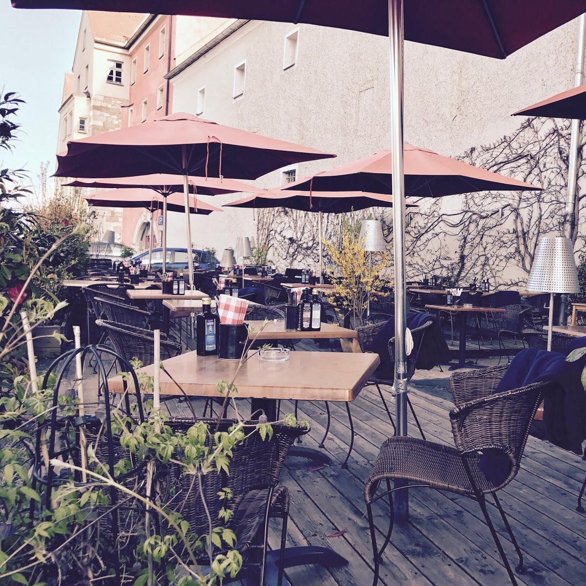 Restaurant "Papageno Mittelmeerküche" in Regensburg