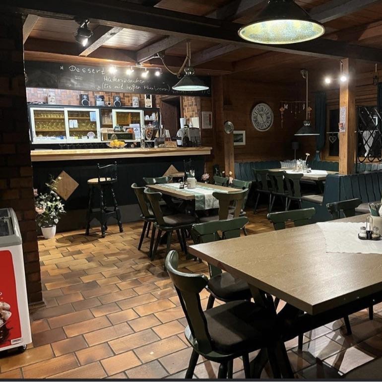 Restaurant "Rögener Hütte" in Coburg