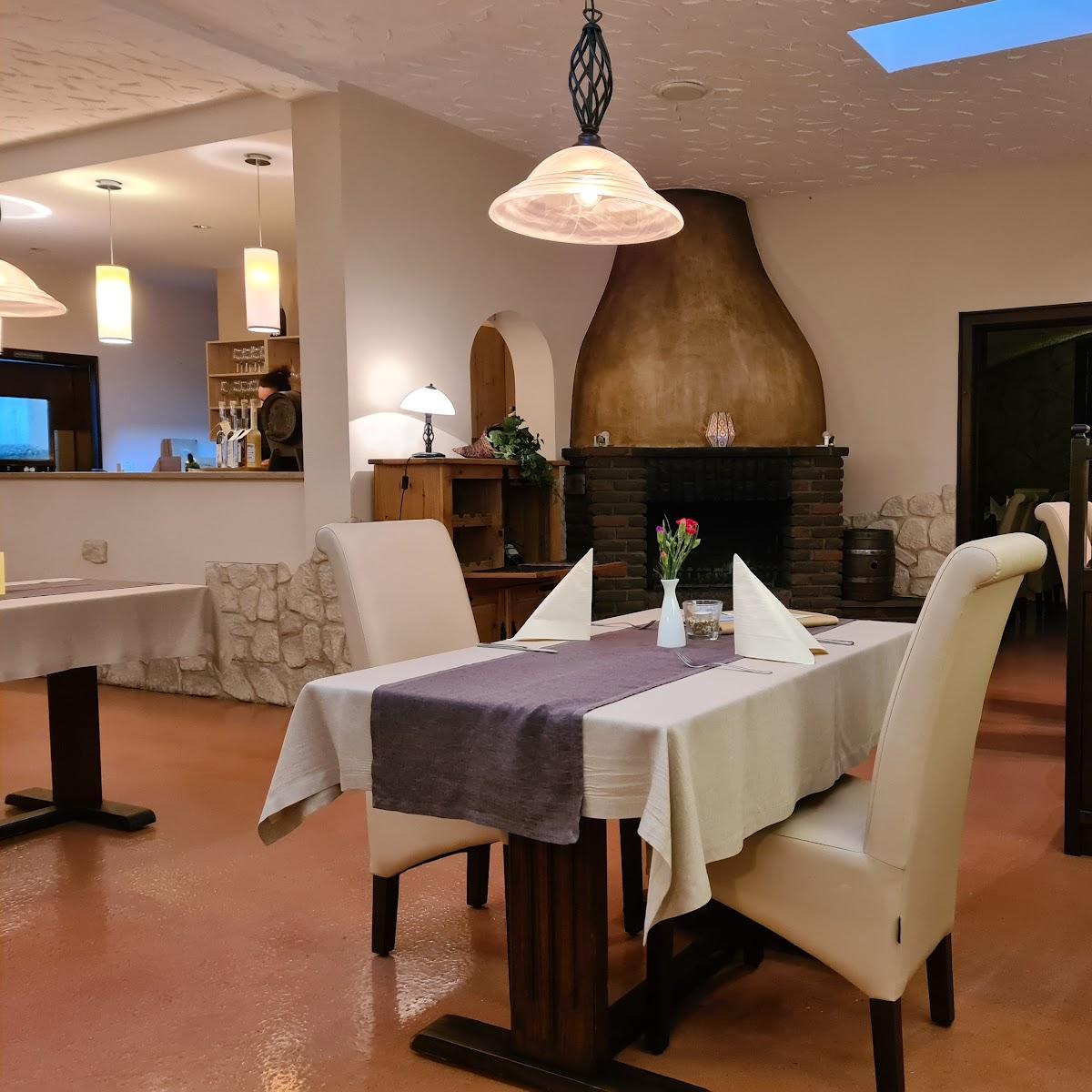 Restaurant "Weinhaus Hagenfeld" in Hammersbach