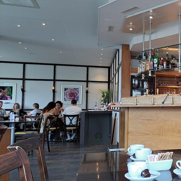 Restaurant "Knobel Bäckerei Konditorei" in Altendorf