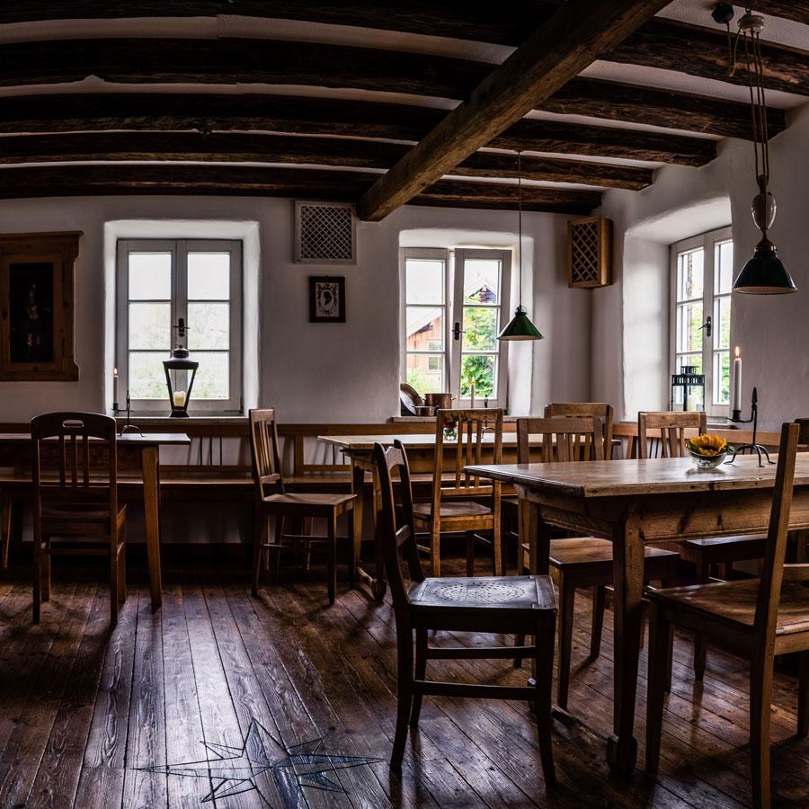 Restaurant "Wirtshaus Der Adler" in Unterdießen