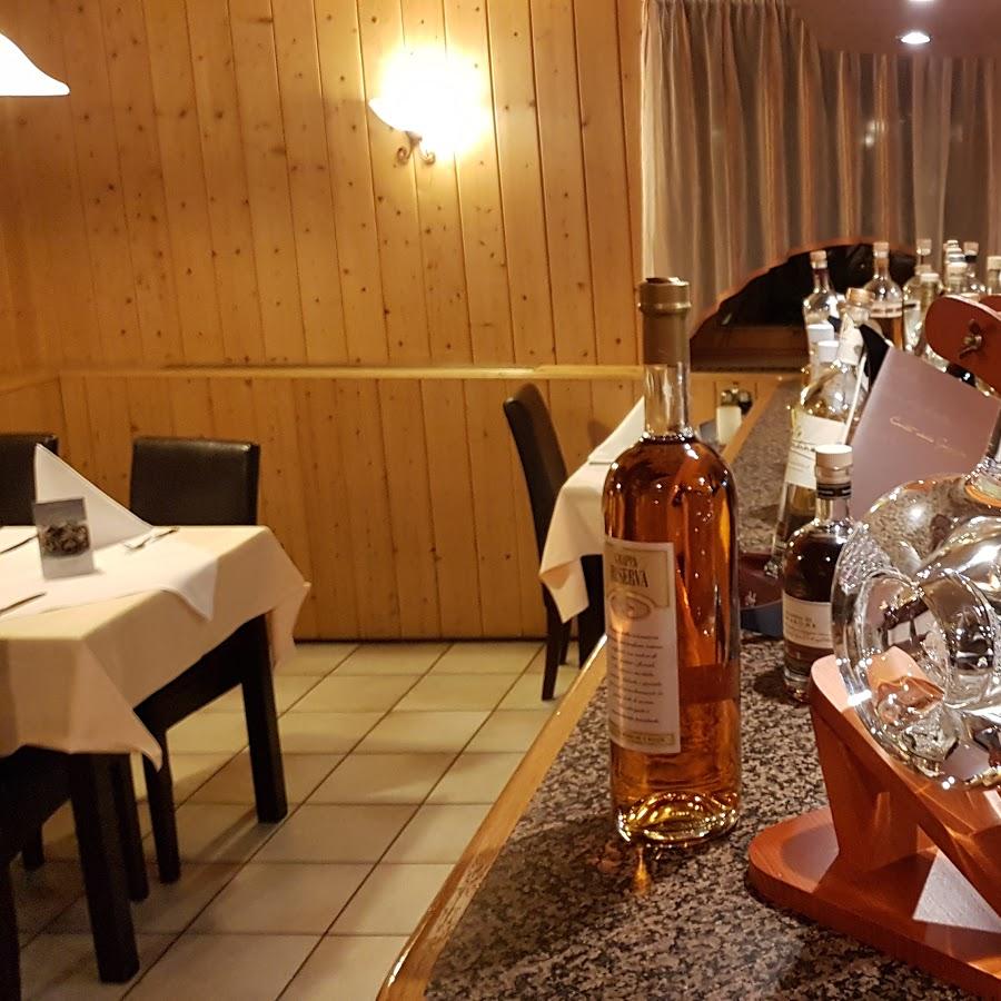 Restaurant "Zum Alten Wirt" in  Thaining