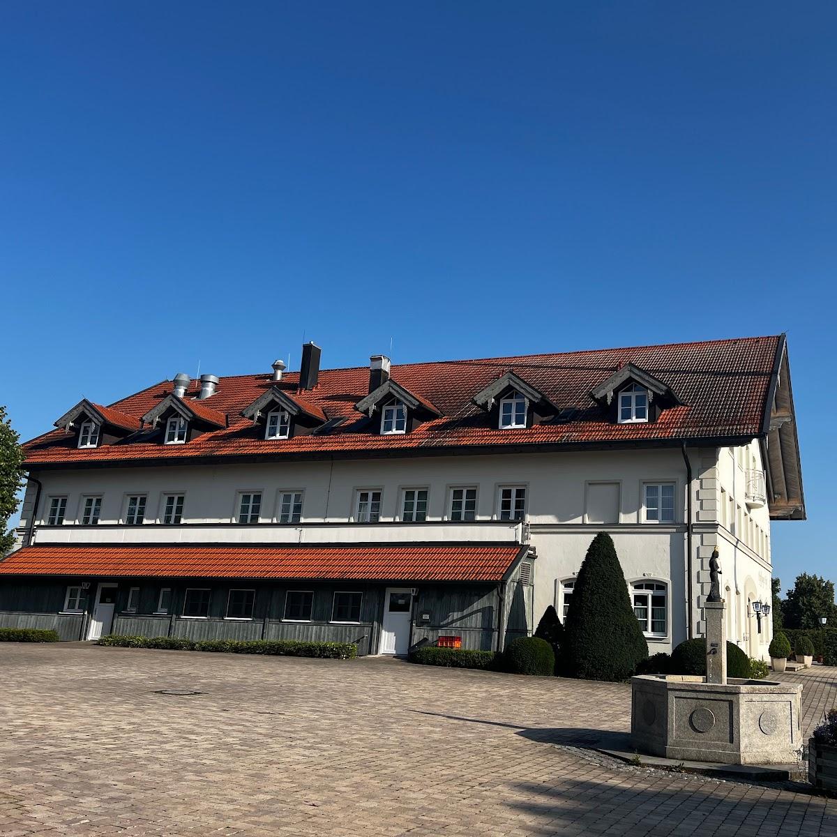 Restaurant "er Hof" in Pfaffing