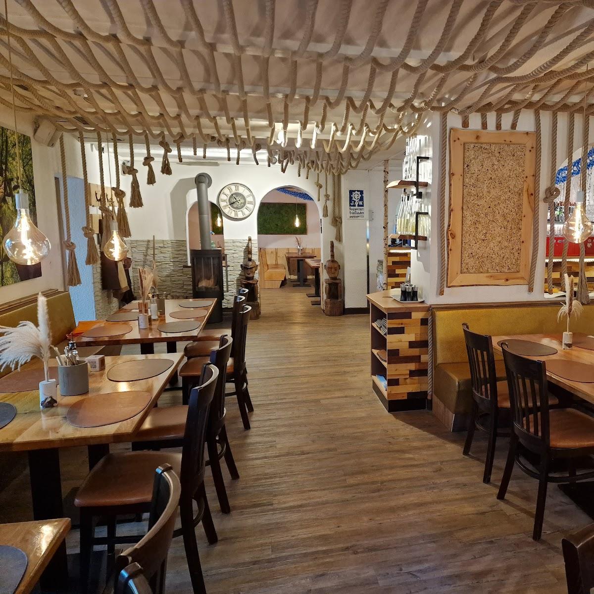 Restaurant "Schürzenhaus" in Iffezheim