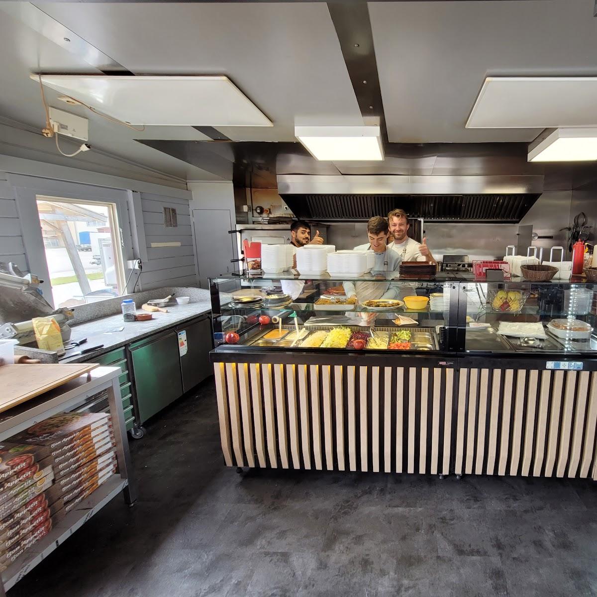 Restaurant "Döner und Grillhof" in Pfaffing