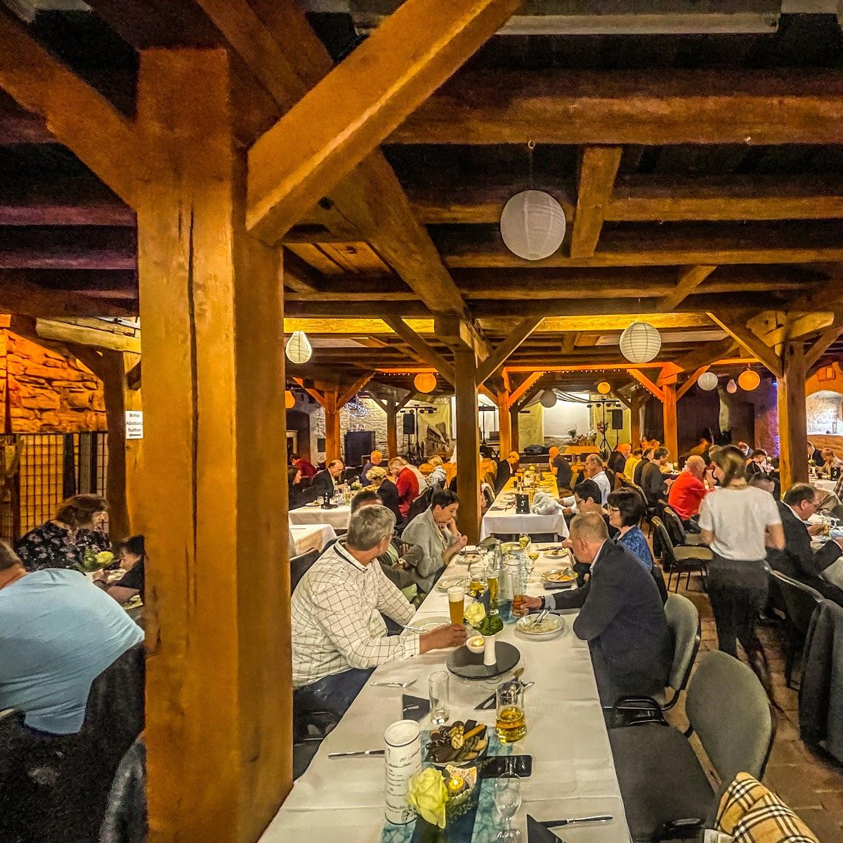 Restaurant "Zum Ochsenstall" in Mönchpfiffel-Nikolausrieth