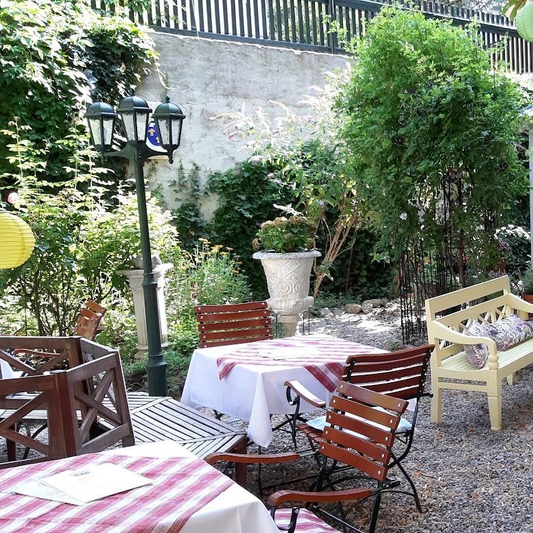 Restaurant "Wirtshaus Kreuzschänke" in Regensburg