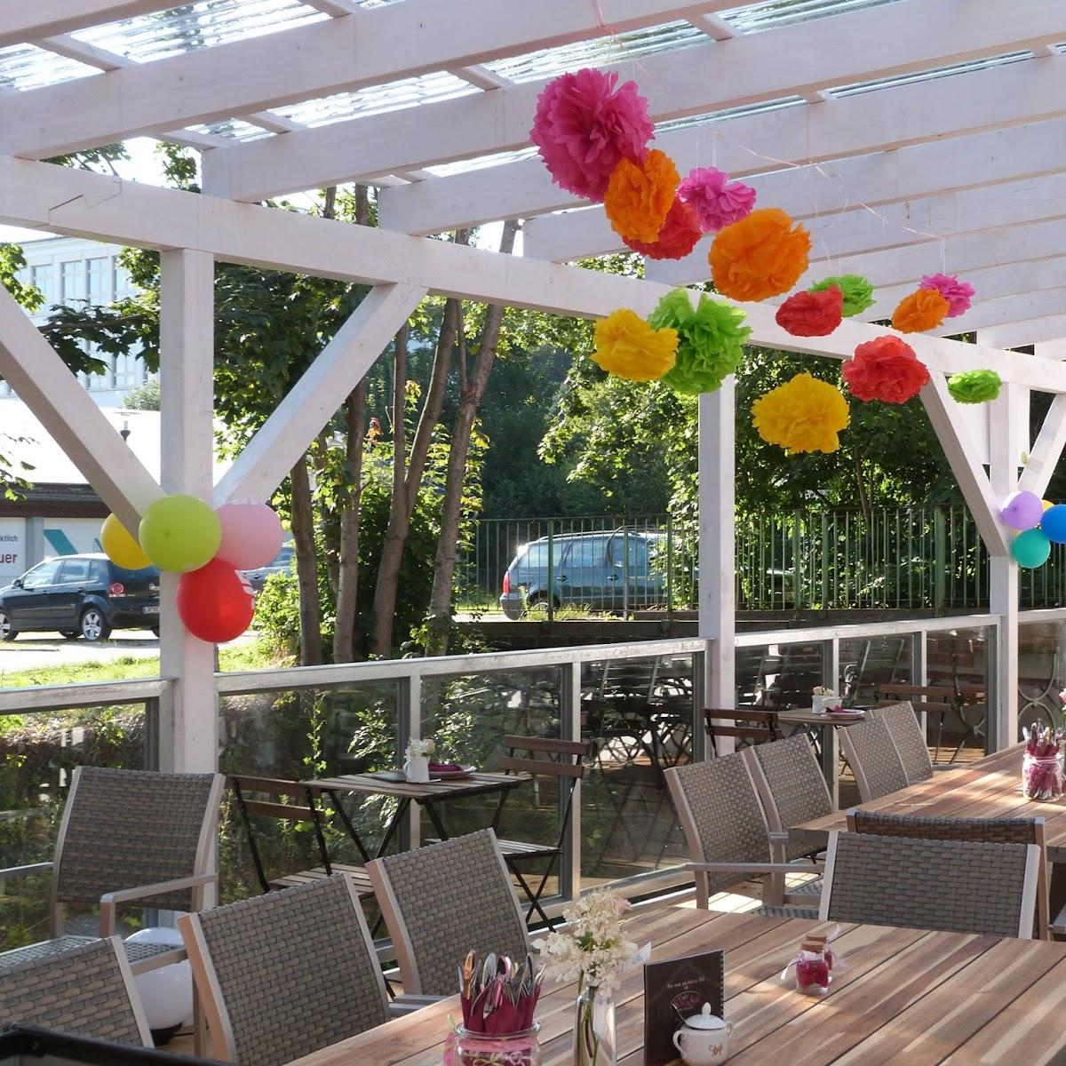 Restaurant "Café SchönSüß" in Geisenhausen