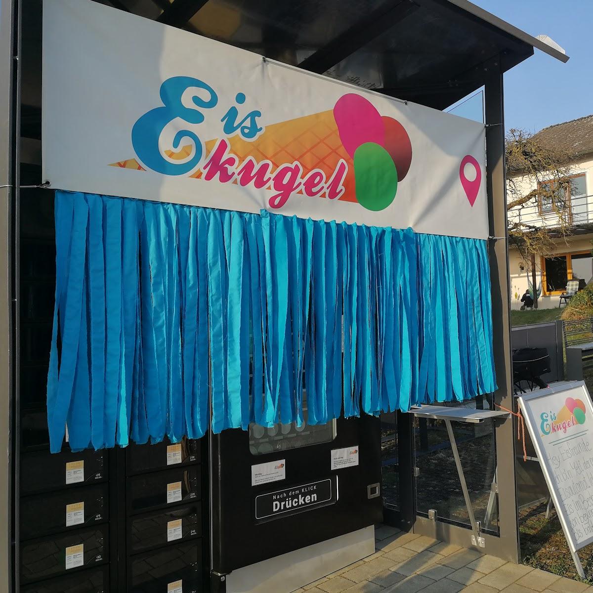 Restaurant "Eiskugel" in Wackersdorf