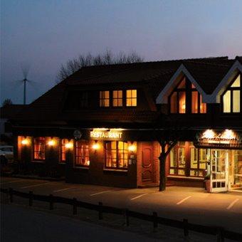 Restaurant "Gasthaus Zwei Linden" in Balje