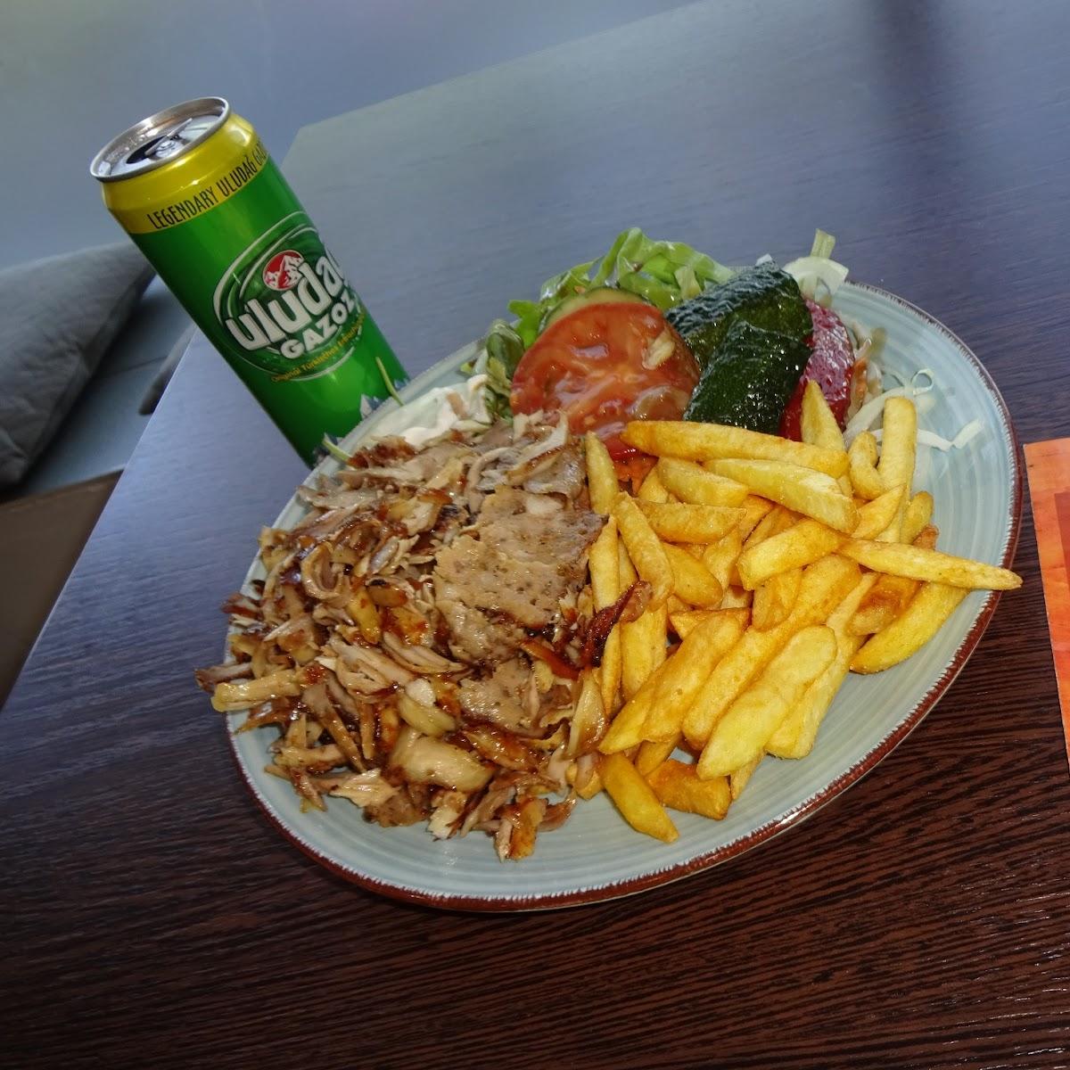 Restaurant "Zeybek