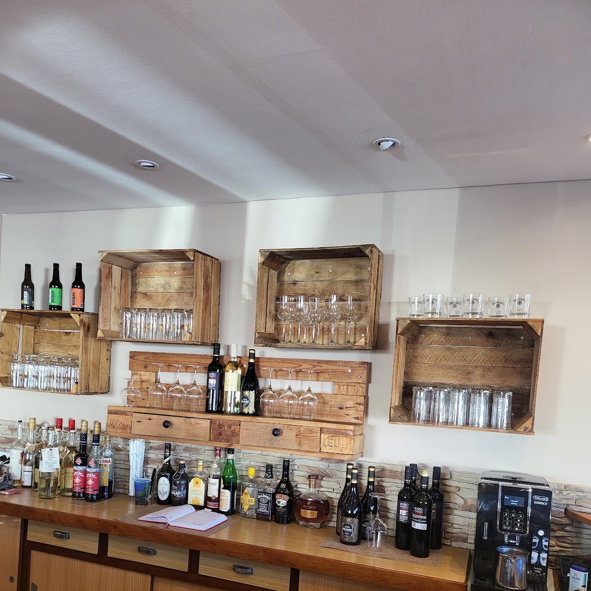 Restaurant "Vis a Vis" in Schmelz