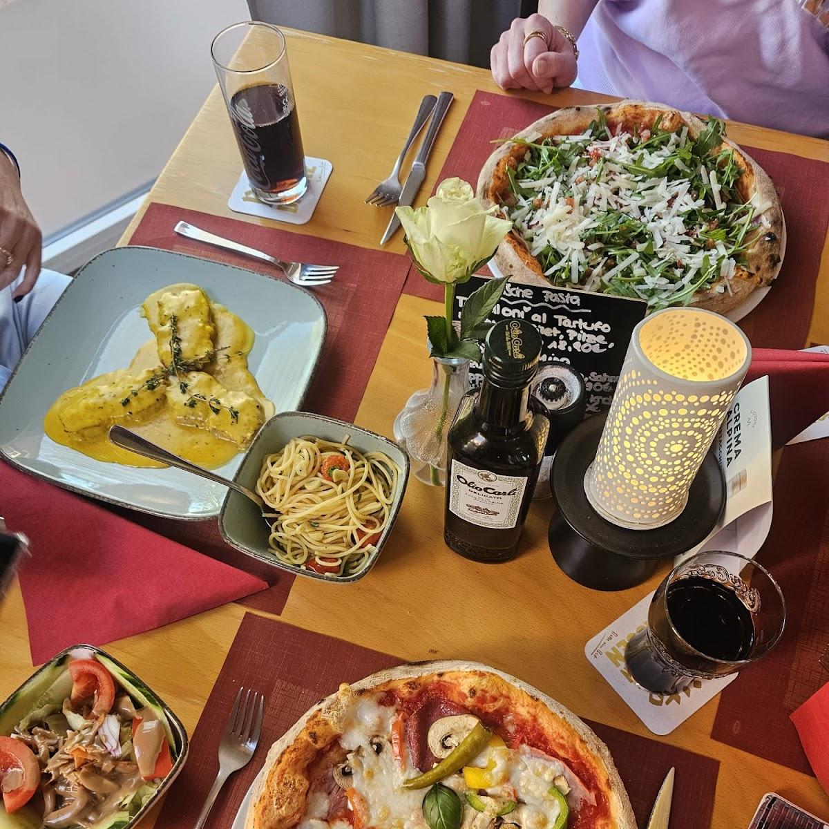 Restaurant "La Piazza Wersen" in Lotte