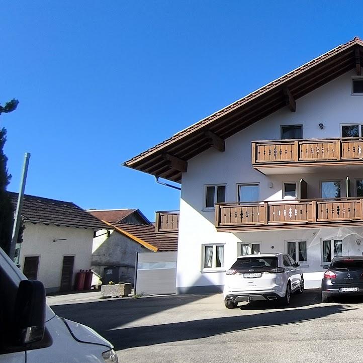 Restaurant "Gasthof zum Strauss" in Wildsteig