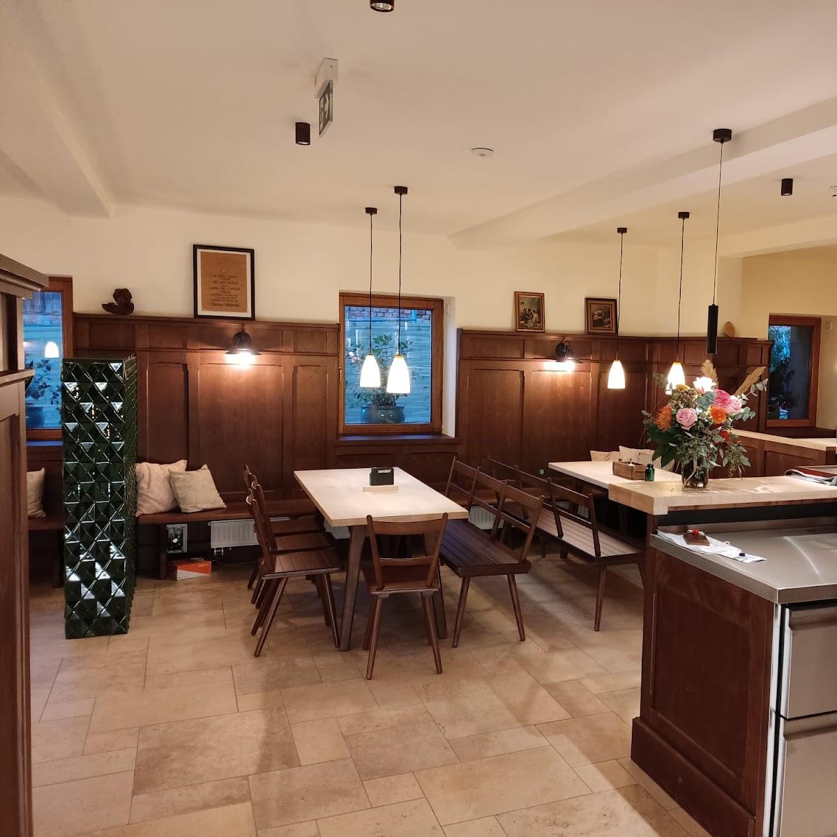 Restaurant "Gasthaus zum Lillachtal" in Weißenohe