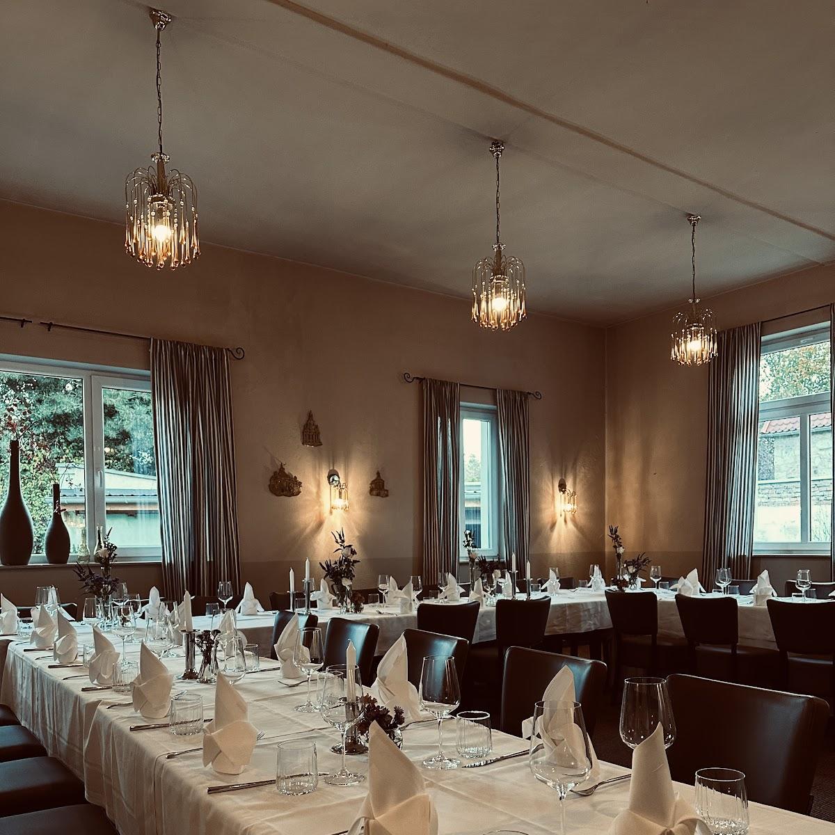 Restaurant "ZU DEN LINDEN RADEBEUL - restaurant & pension" in Radebeul