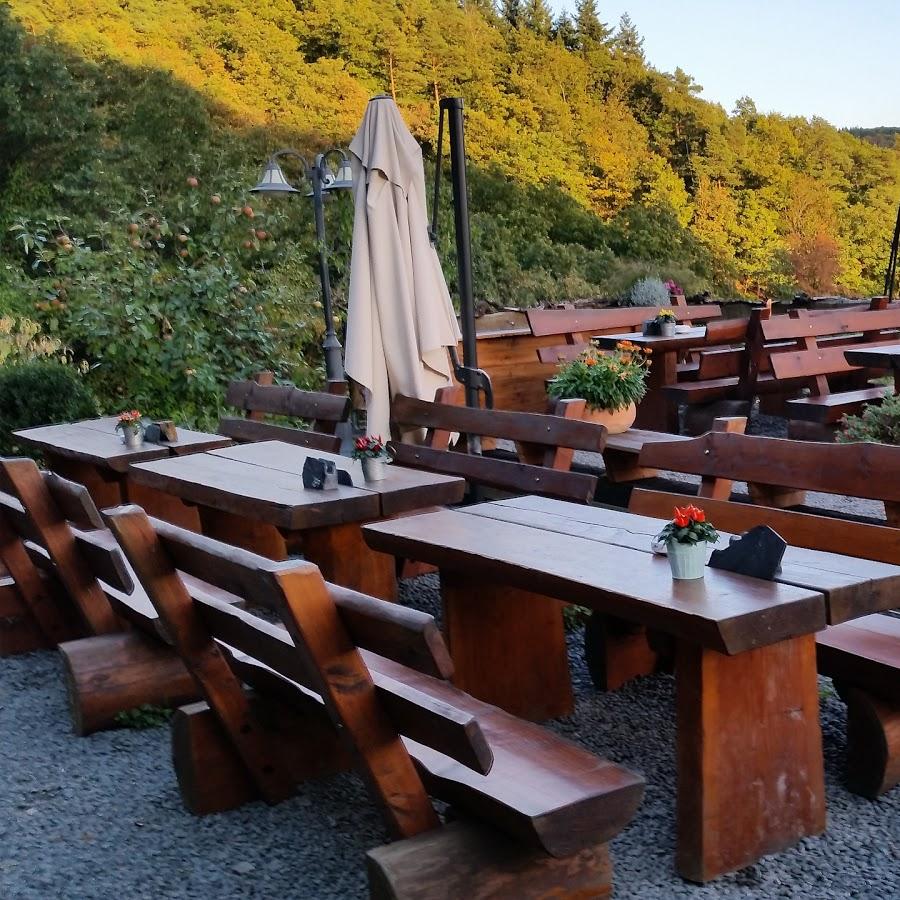 Restaurant "Onkel Toms Hütte" in  Bullay