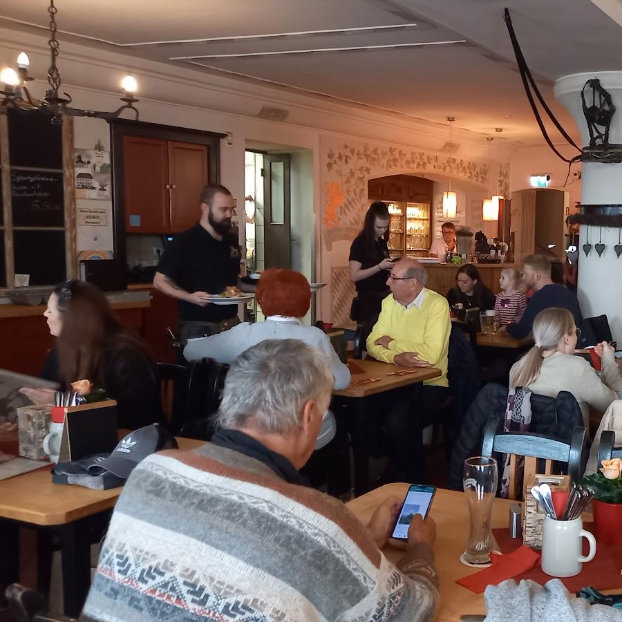 Restaurant "Zum Bayerischen Löwen" in Straubing