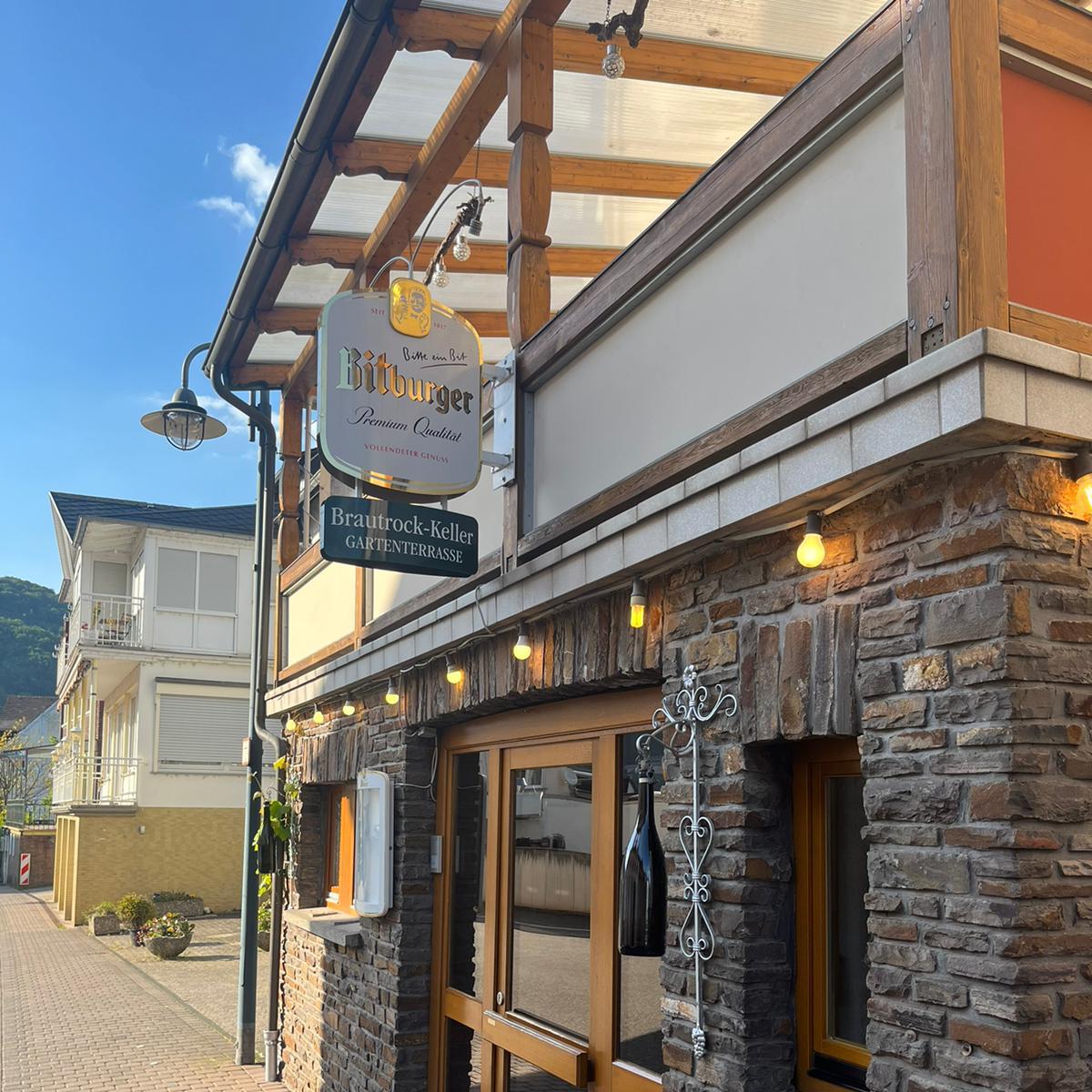 Restaurant "Brautrockkeller" in Bullay