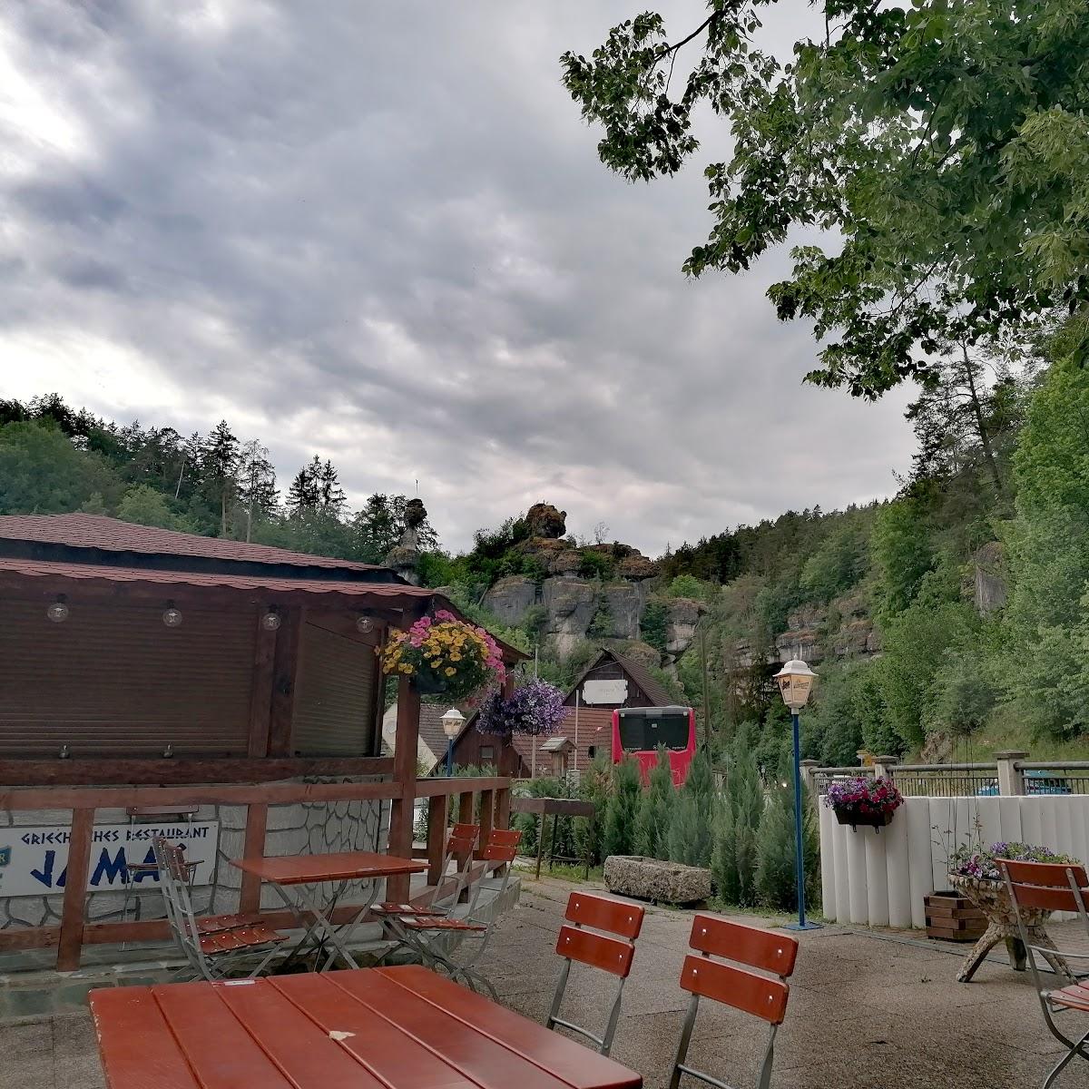 Restaurant "Jamas" in Pottenstein