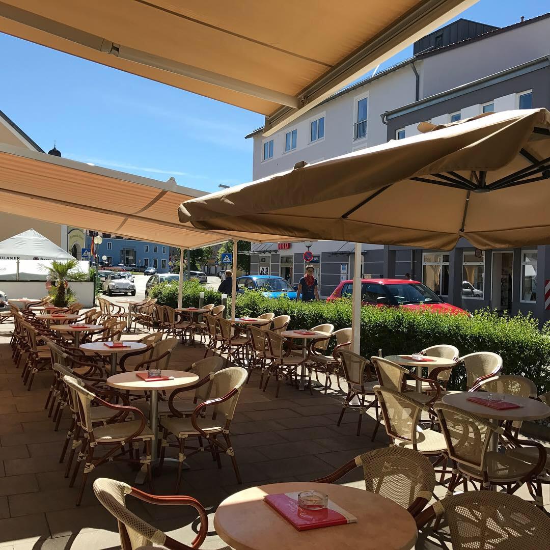 Restaurant "Tre Fratelli" in  Velburg