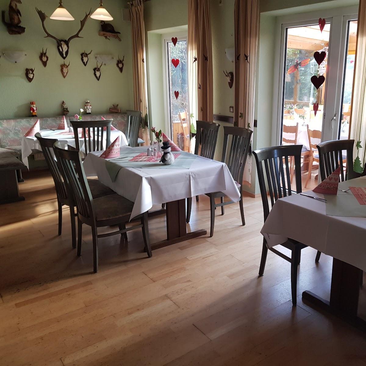 Restaurant "Waldhotel Podewall" in Trollenhagen