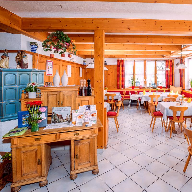 Restaurant "Gasthof & Metzgerei Sonne - Familie Delle" in Gundelfingen an der Donau