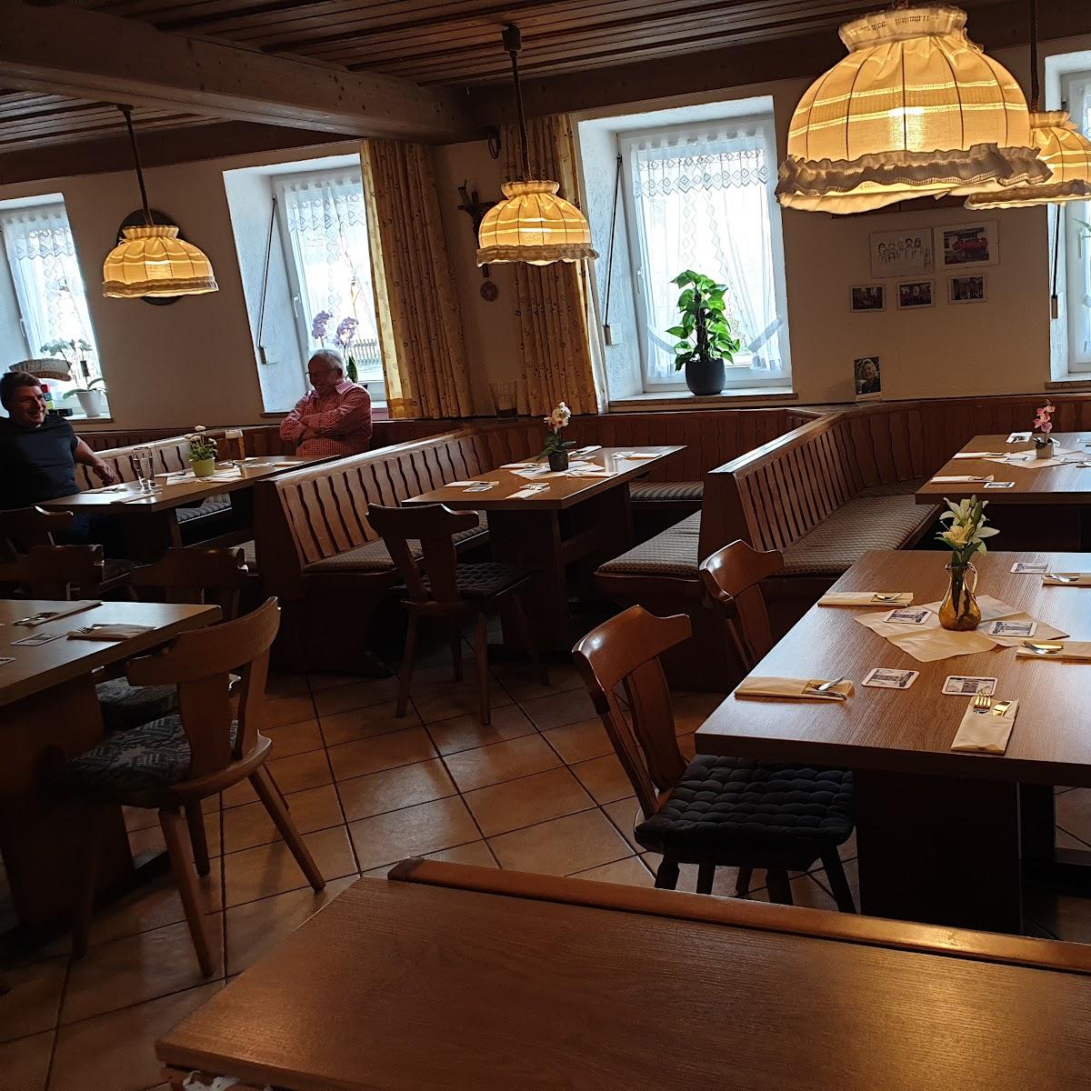 Restaurant "Gasthaus Danner" in Niederviehbach