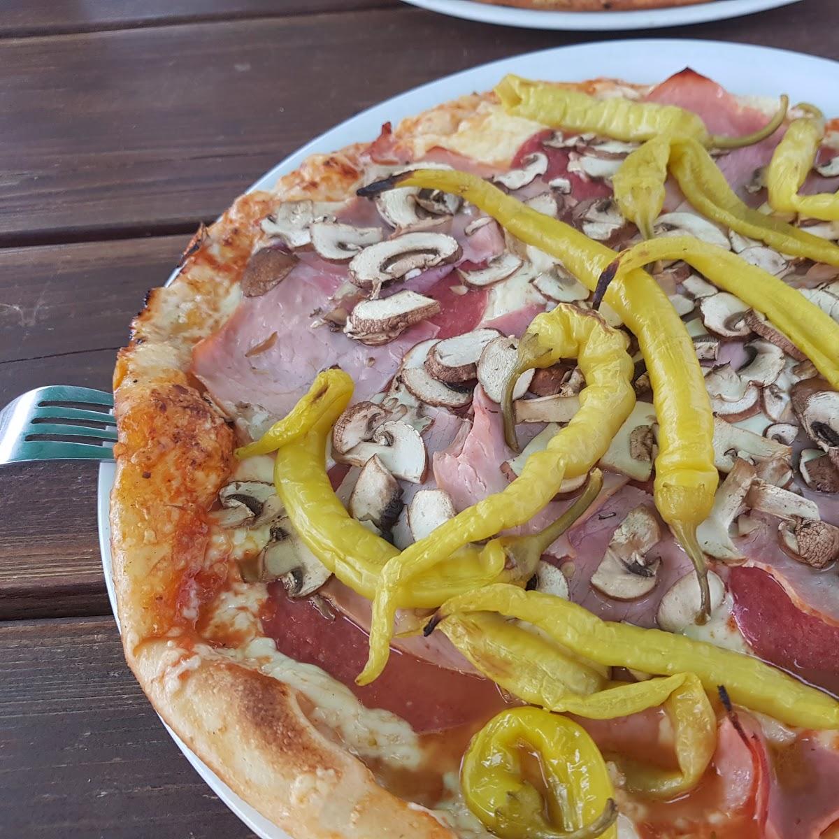 Restaurant "ARA-Eiscafe und Pizzeria" in  Niederaichbach