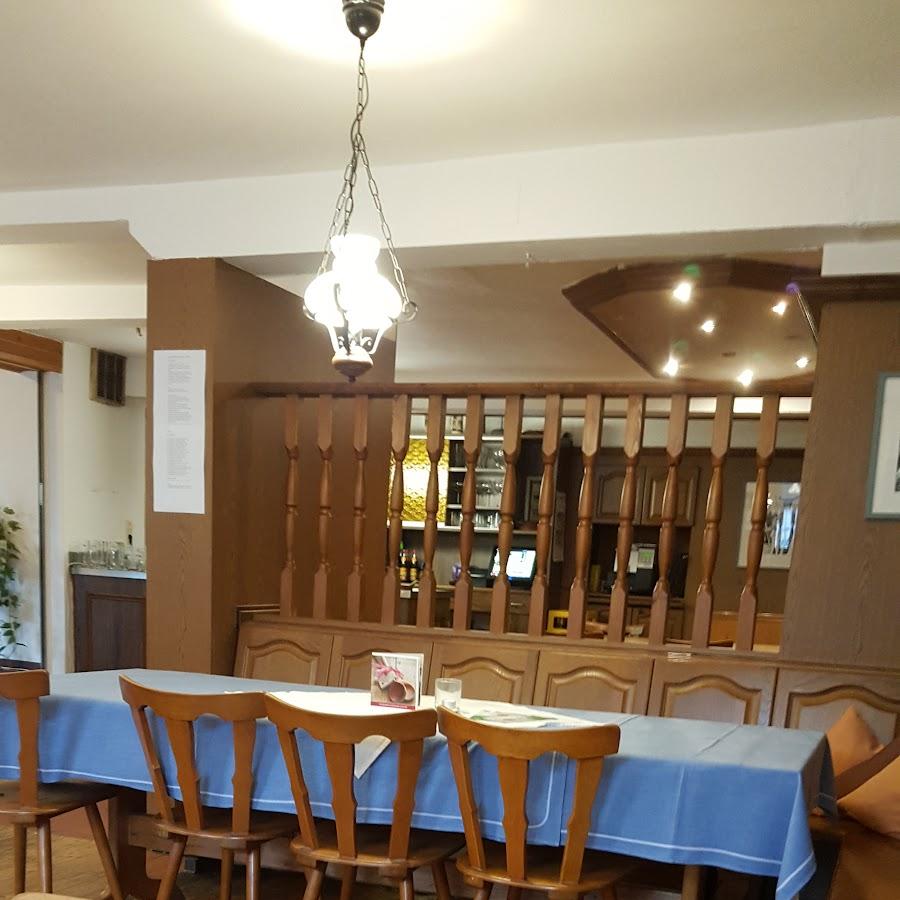 Restaurant "Gasthaus zum Schloss" in Kunreuth
