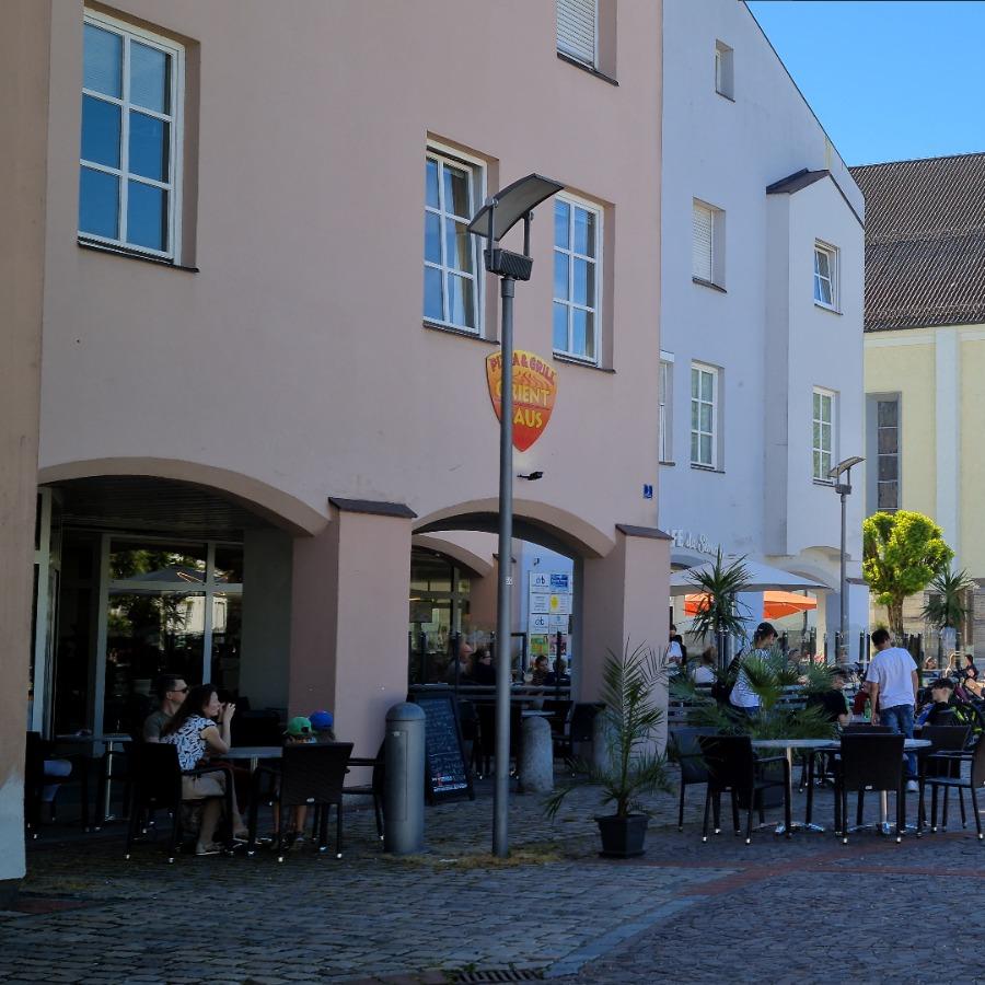 Restaurant "Eiscafé Da Simone" in Simbach am Inn