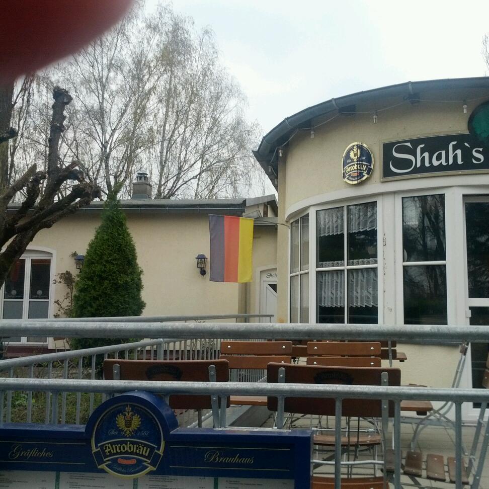 Restaurant "Shah