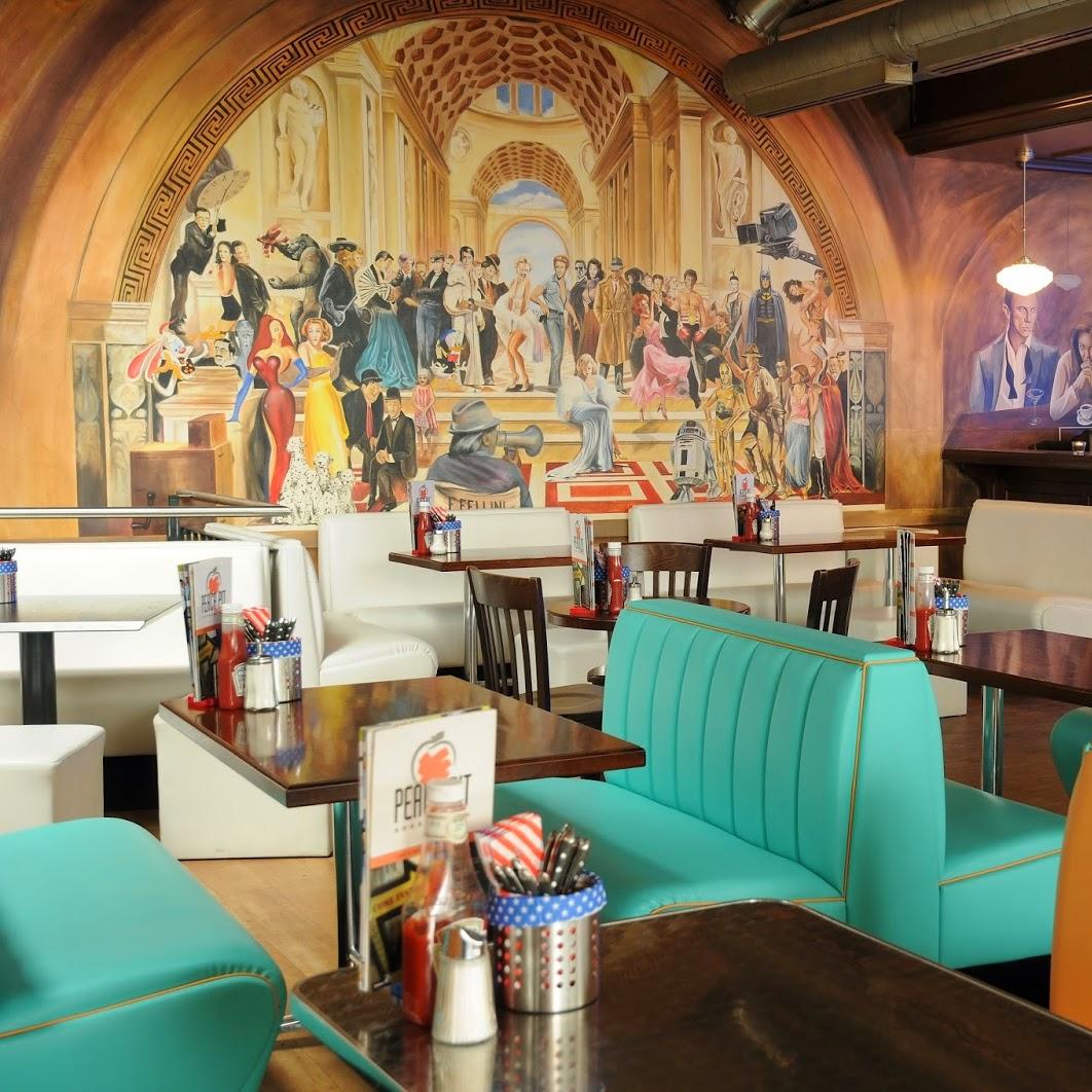 Restaurant "Peach Pit Diner" in Neu-Ulm